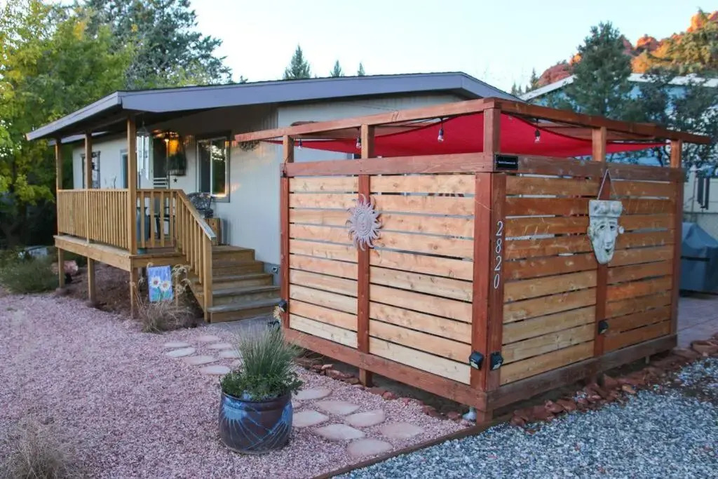 Serene 2 Bedroom! Walk to Trails! Red Rock Mountain Views!
