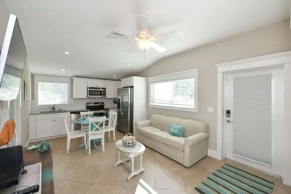 Coconut Cottage #2