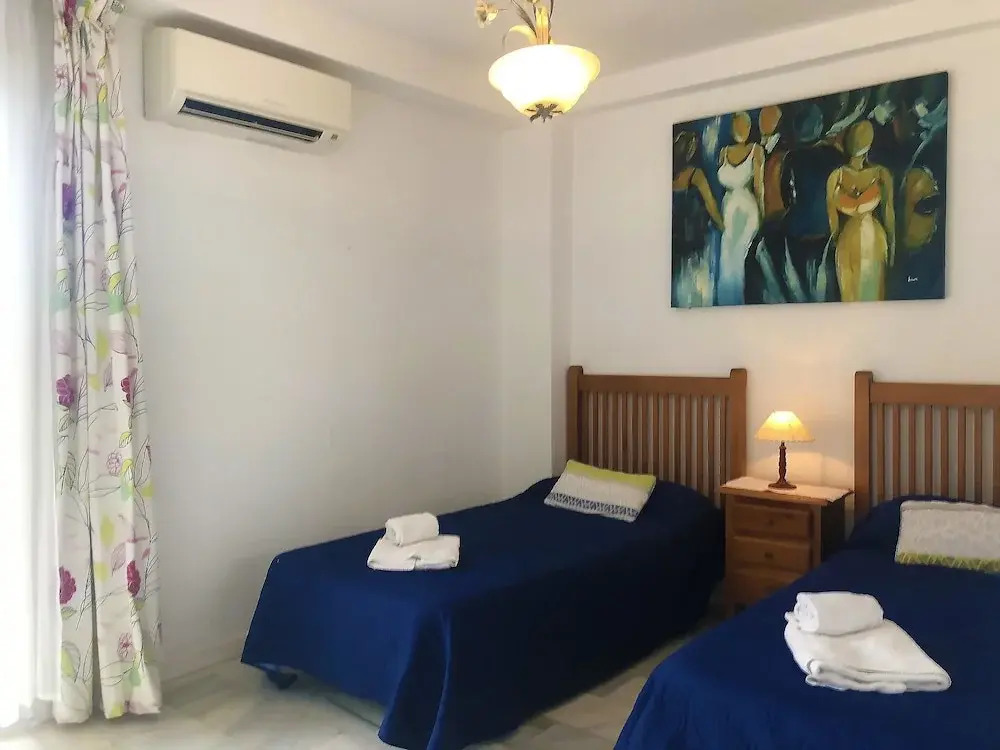 Rincon del Mar 3 Bedroom Apartment near Beach of Calahonda