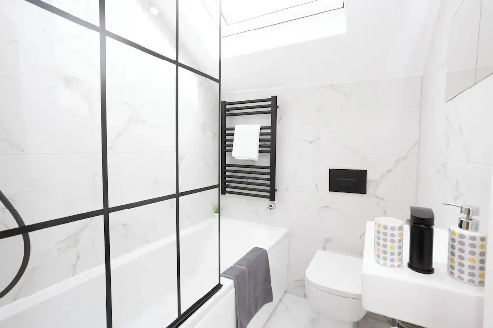 Flat 5 15 Longley Road