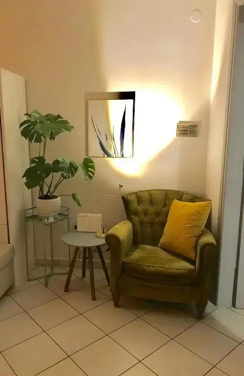 Live in Acropolis Studio on Pedestrian,Koukaki