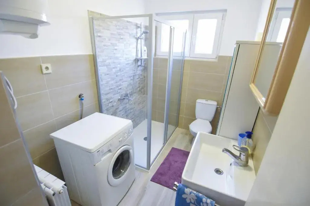 F-Holiday Apartment