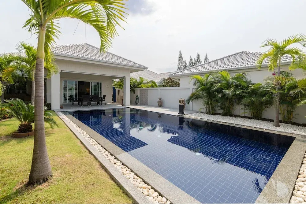 Private Pool Villa With 3 Bedrooms L67