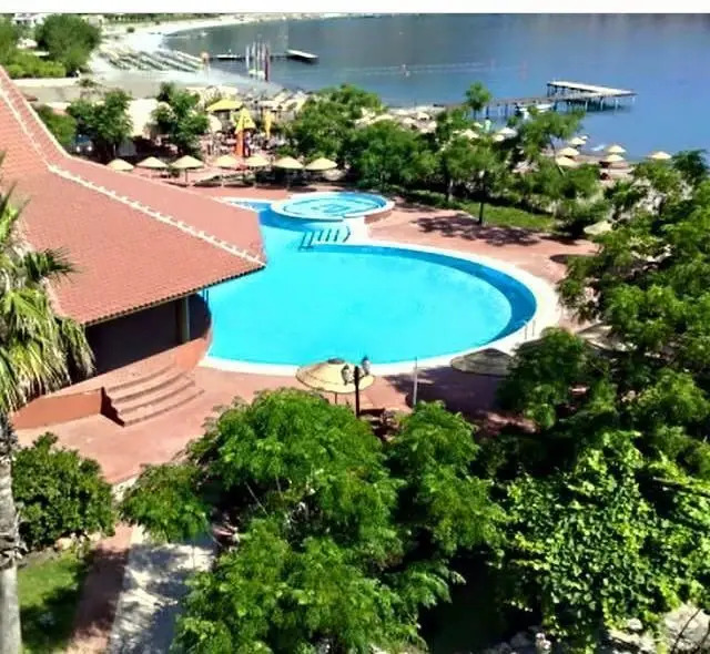 Maris Hotel