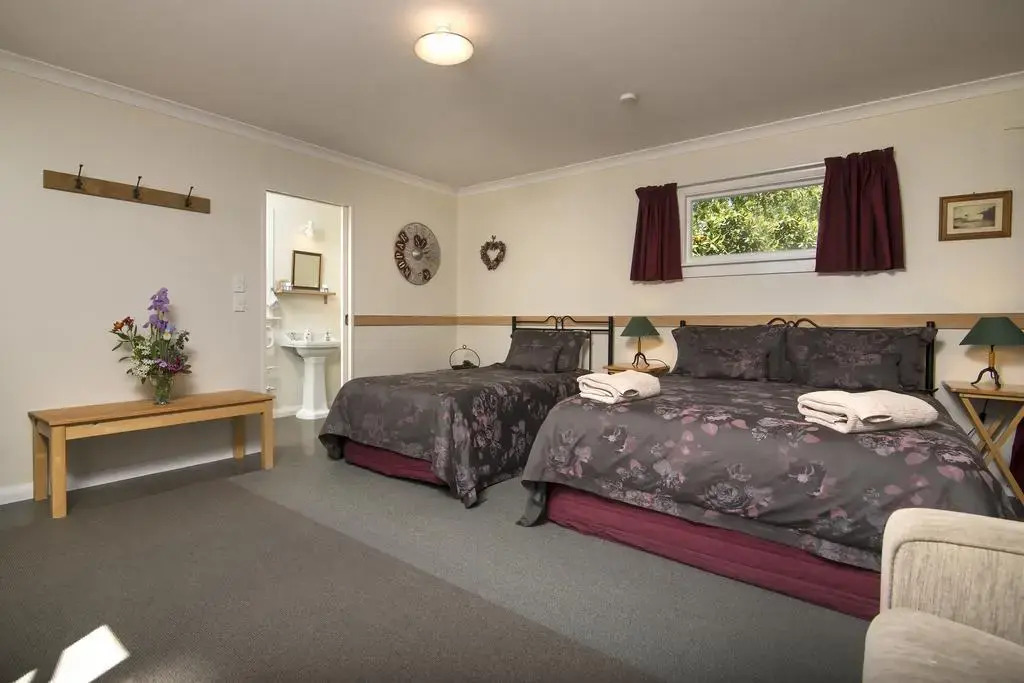 St Leonards Vineyard Cottages