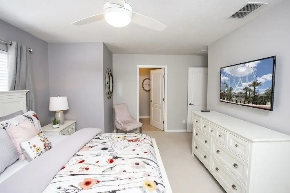 Tropical 5 Bedroom Home townhouse
