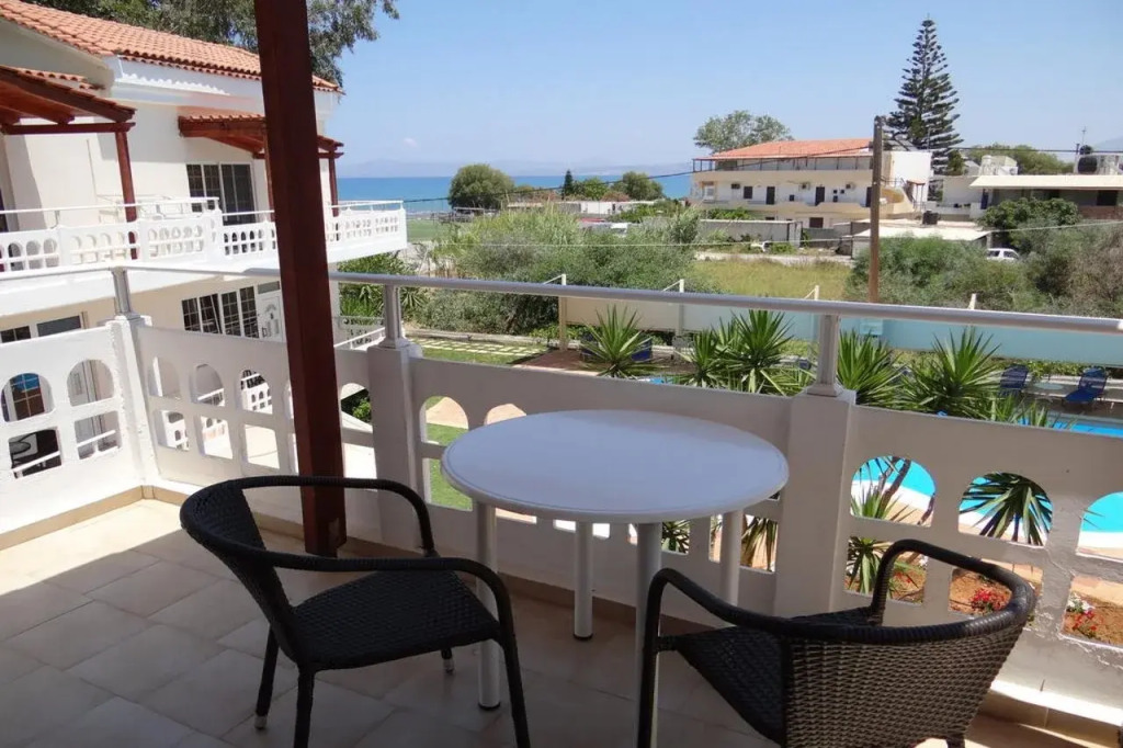 Perla Beach