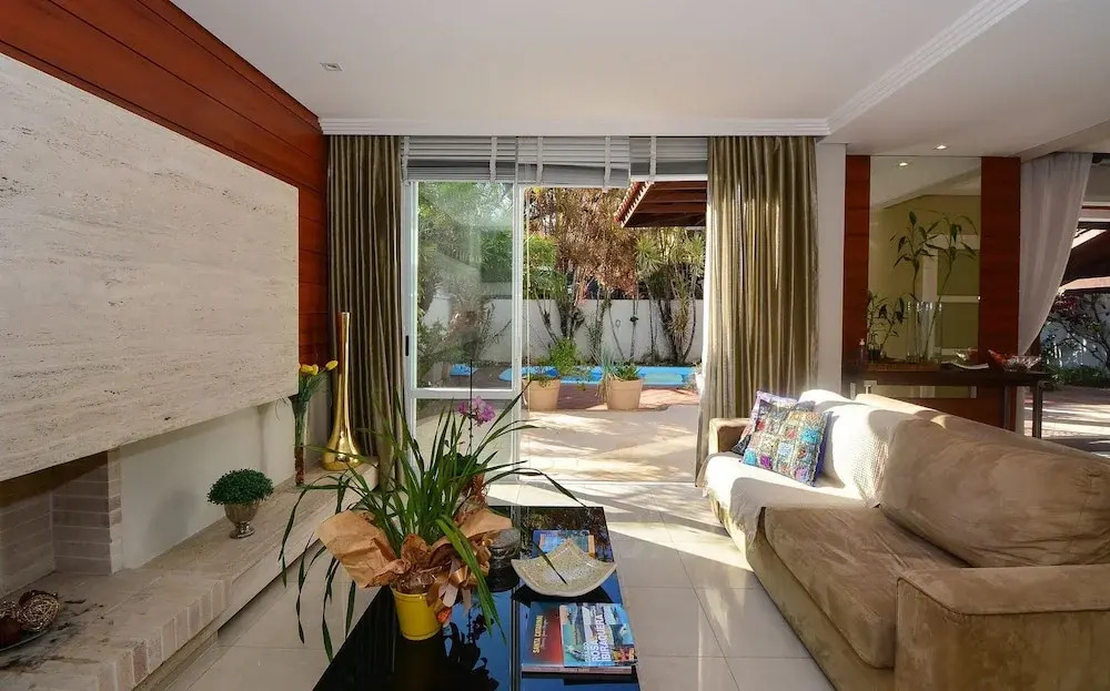 Elegante Casa com Piscina - João Paulo