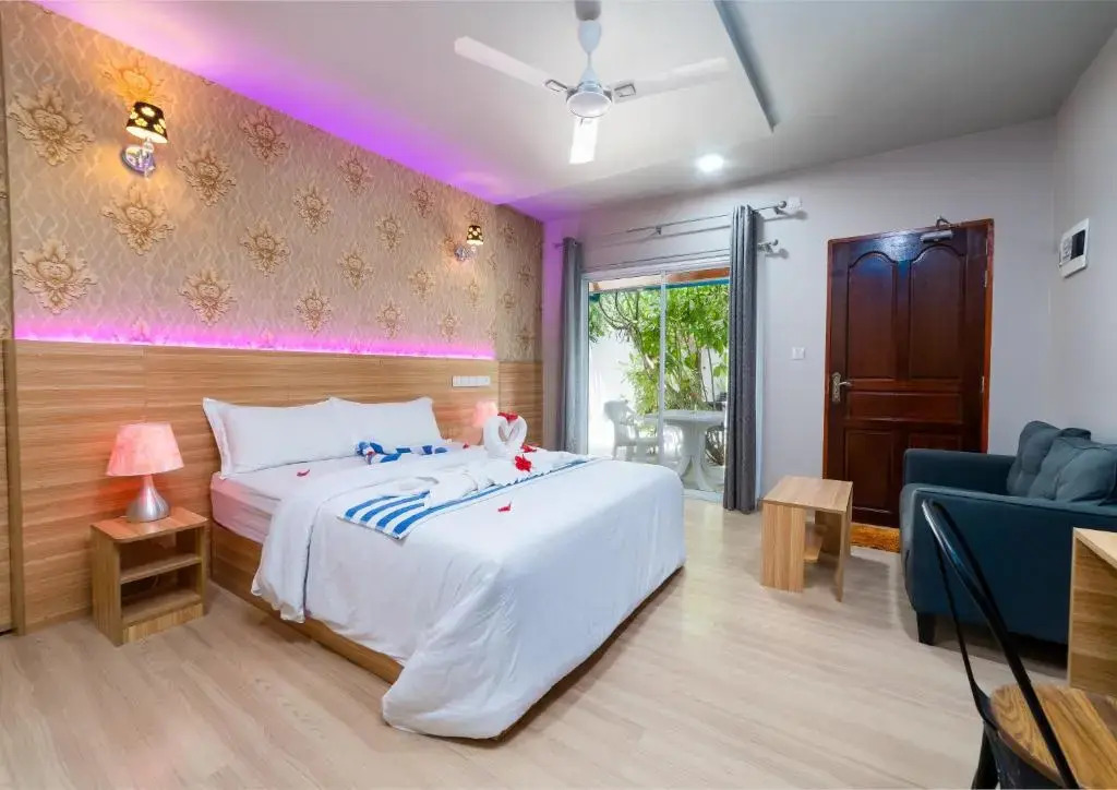 Ukulhas Villa Hotel & Spa