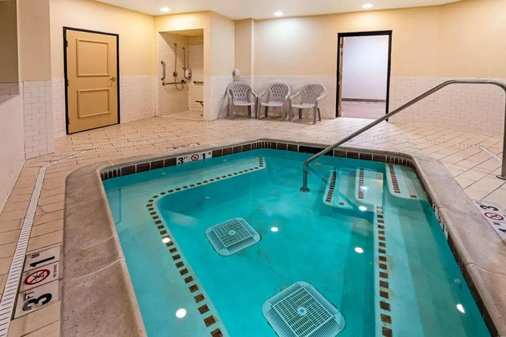 Holiday Inn Express Butte