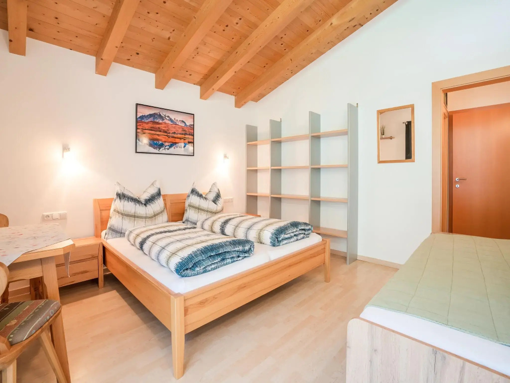 Pretty Holiday Home in Hollersbach im Pinzgau with Garden