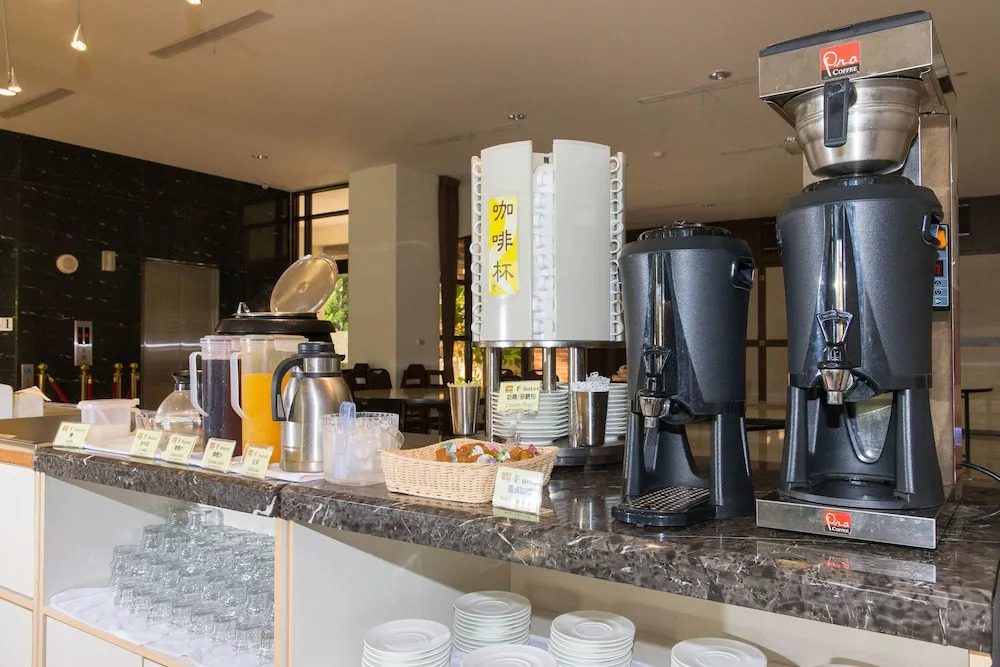 F Hotel - Sanyi - pet-friendly