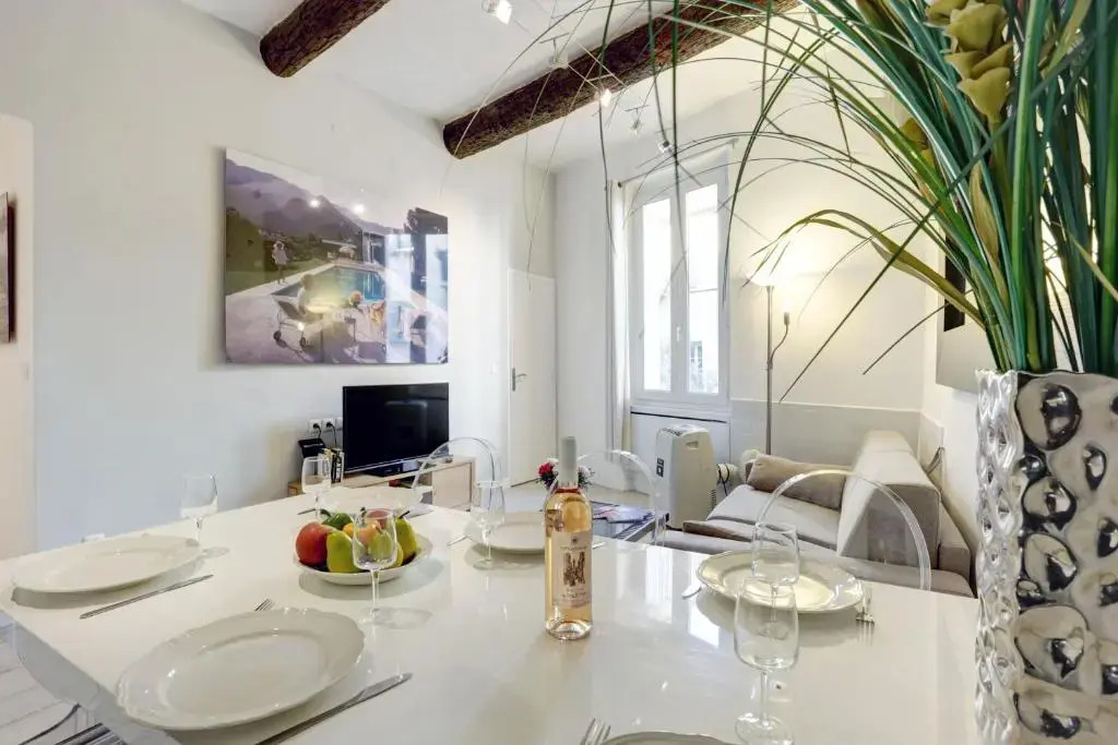 Le Saint Joseph - Old Tow, 2 Appartments in 1