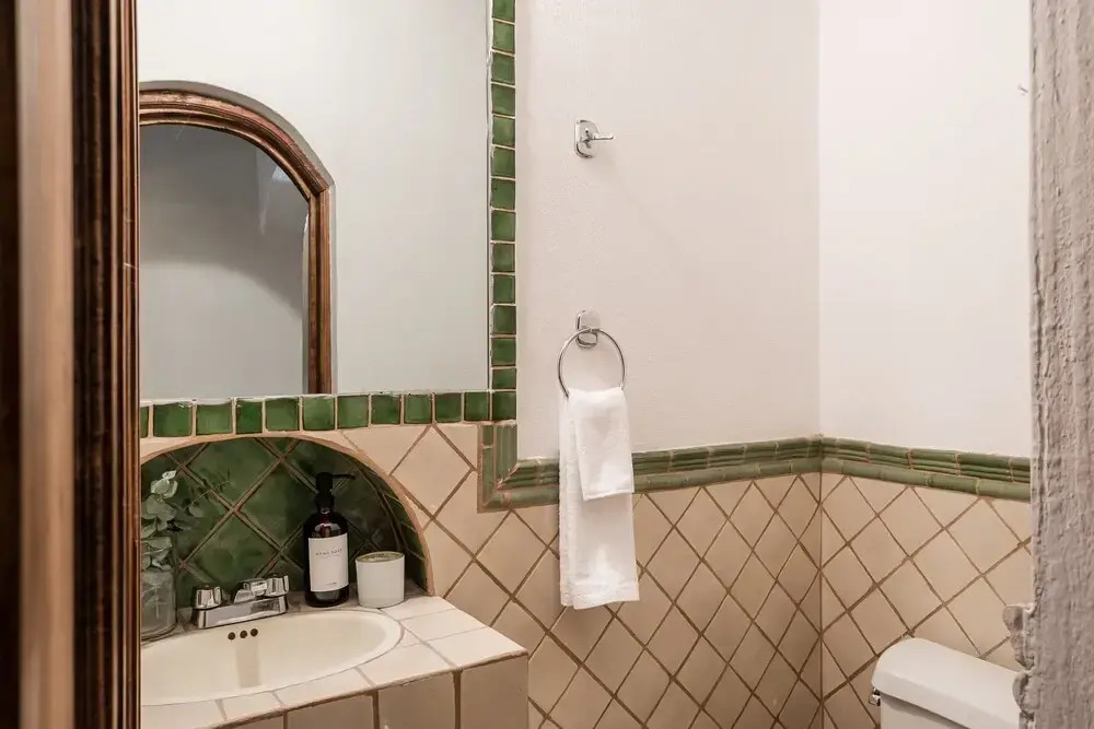 3-Bedroom Garden Home with Rooftop Terrace & Garage Parking