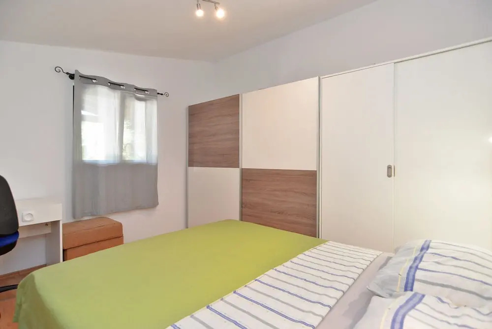 Apartment 1642
