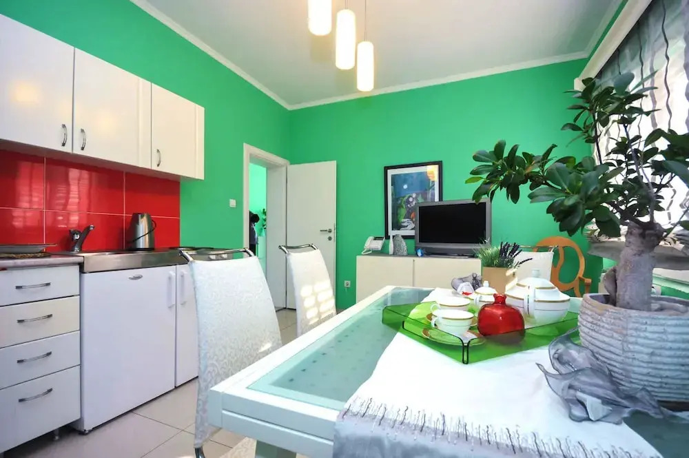 Apartments Orange