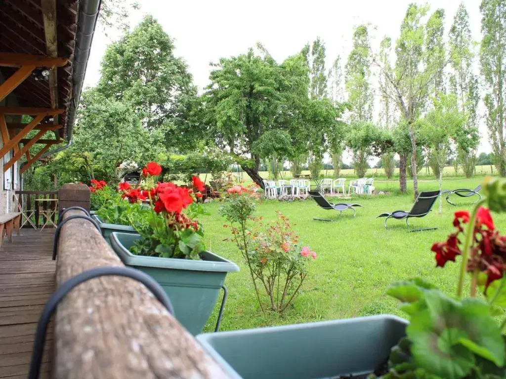 Grande maison familiale avec jardin, Wifi, animaux acceptés - FR-1-489-50
