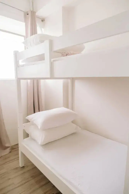 Spacious Bright Family Escape
