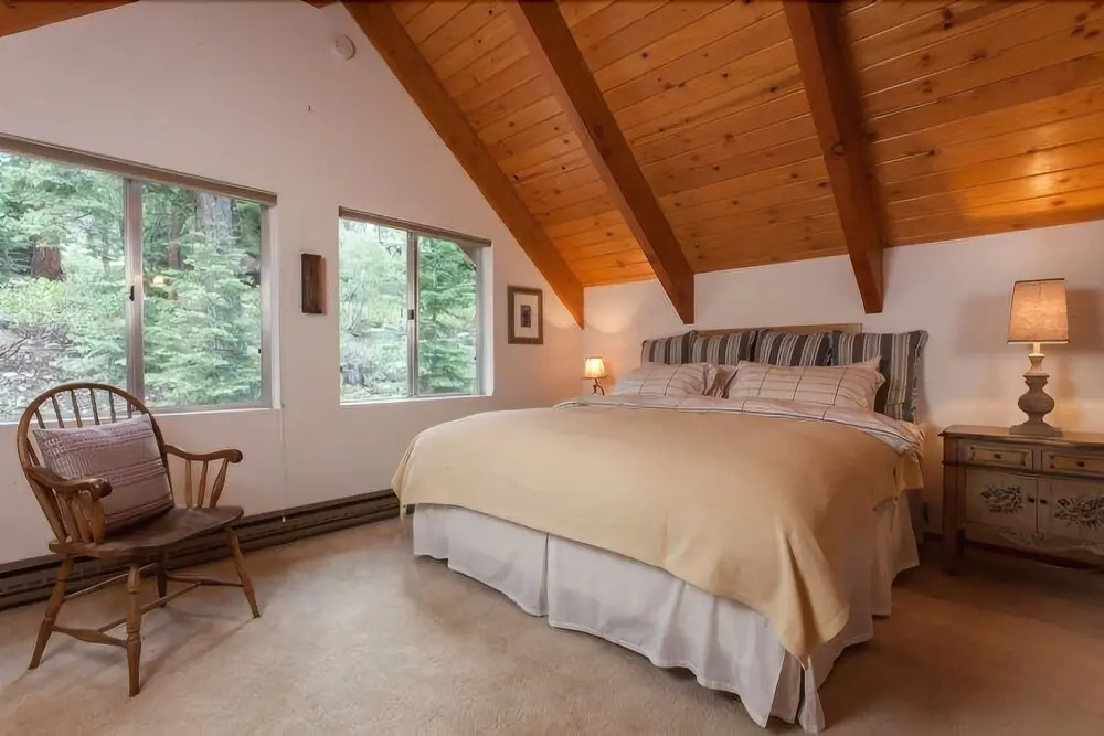Iravani - 2 Br Cabin