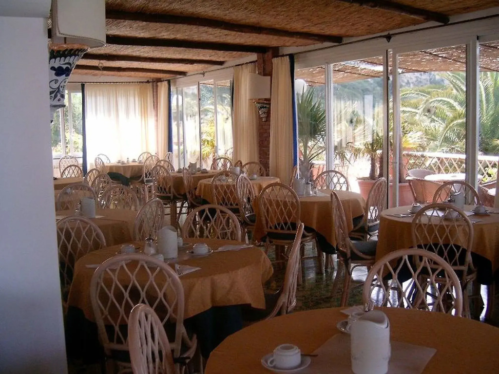 Semiramis Hotel De Charme & Pools