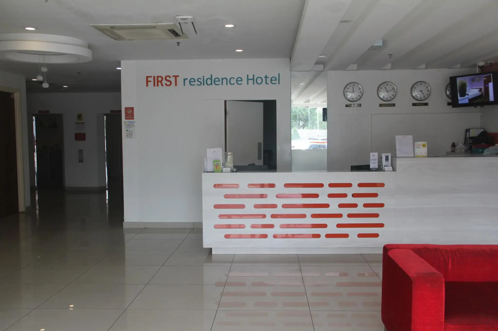 First Residence Hotel