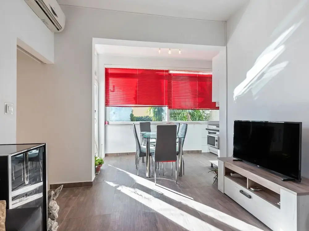 Refined Apartment in Kaštel Lukšić with Garden