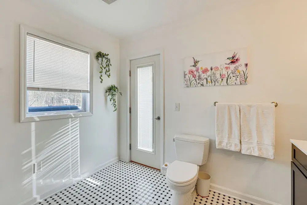 Hudson Valley Retreat w/ Pool Near Greenwood Lake