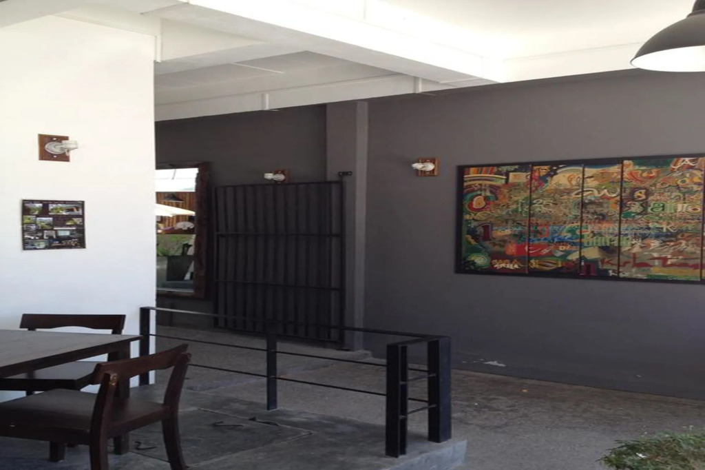 Sairee Sairee Guesthouse