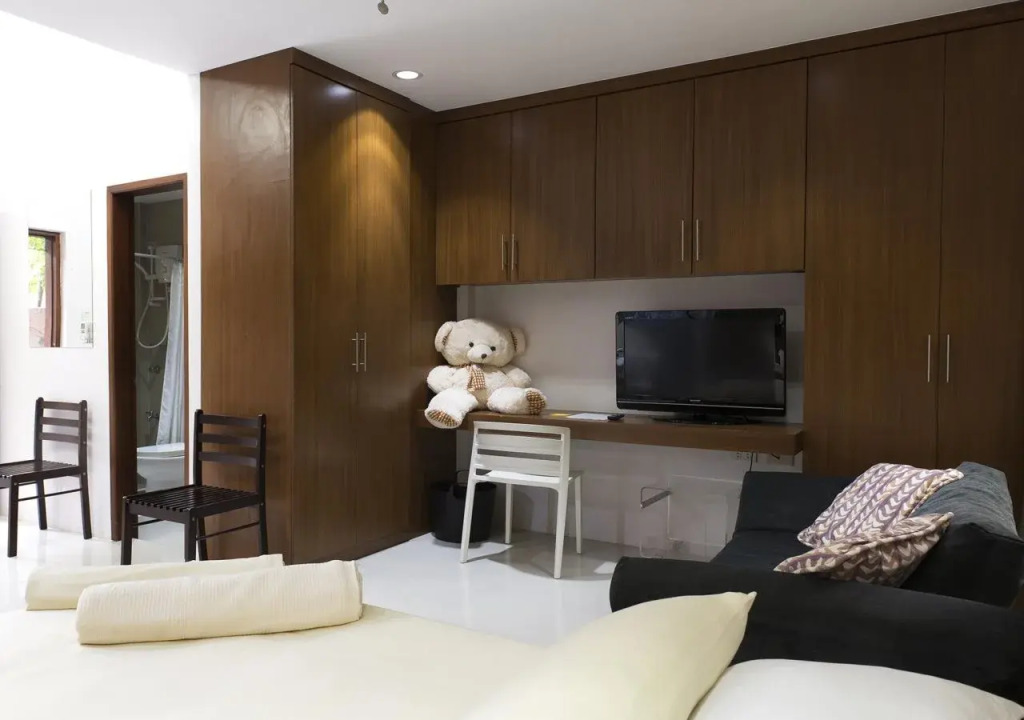 Greenpoint Studiosuites