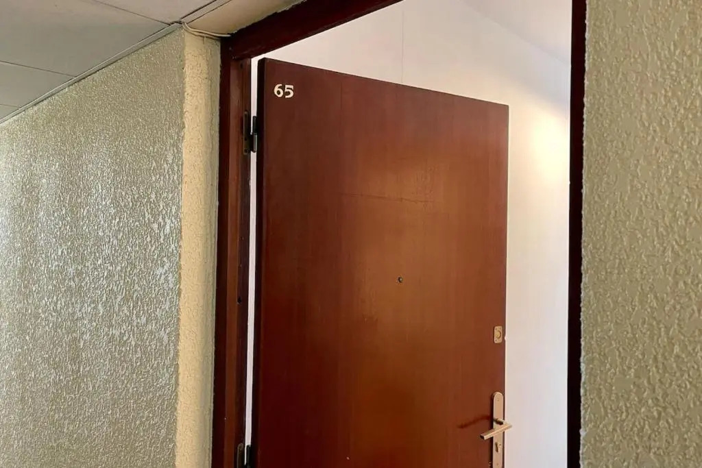 Furnished Apartment With Balcony & Parking in A Secure Residence