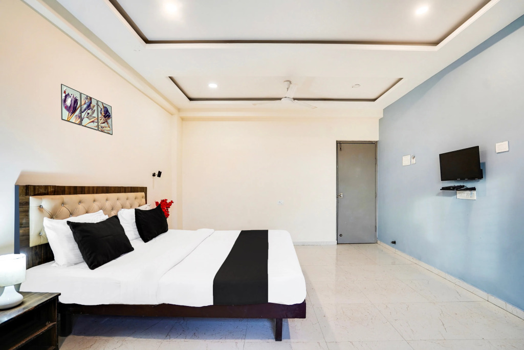 OYO Flagship 39712 Orient Royale Nagpur