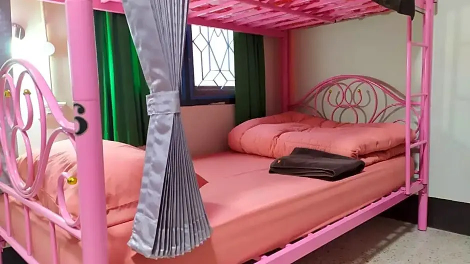 BT Star Hostel