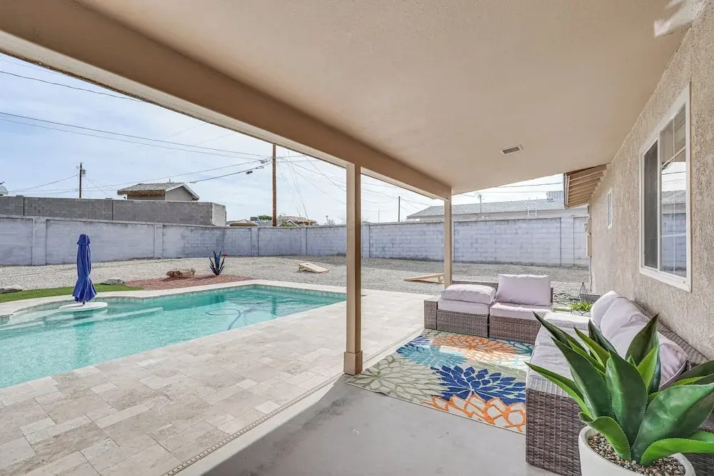 5 Mi to Lake Havasu: Home w/ Yard & Pool