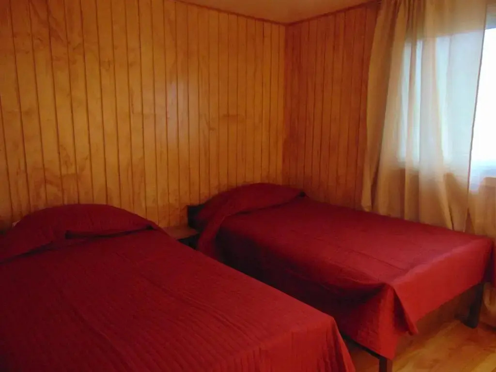 Cafe & Hostal Acurruka