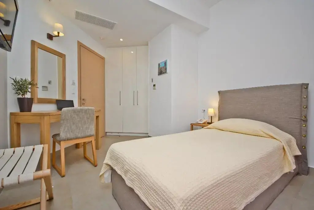 Xenia Hotel