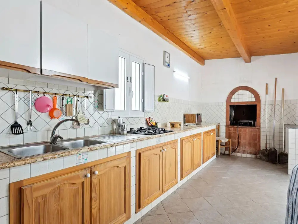 Decent Holiday Home in San Lorenzo with Garden