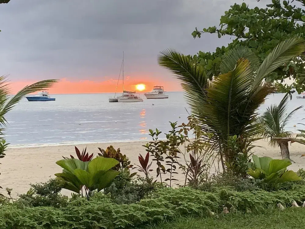 Comfy Stay in an Ocean Front Resort in Jamaica -Enjoy 7 Miles of White Sand Beach