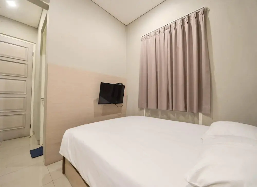 home 899 patal senayan