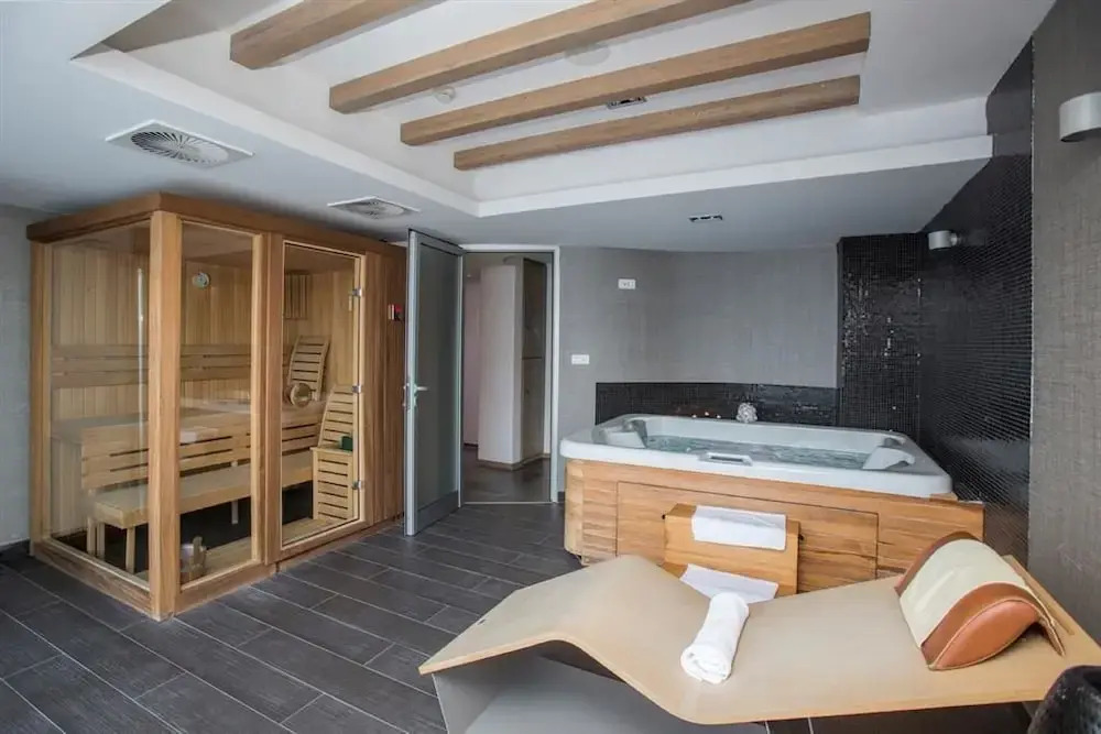 Apartman S-lux privatni app u sklopu hotela Vucko