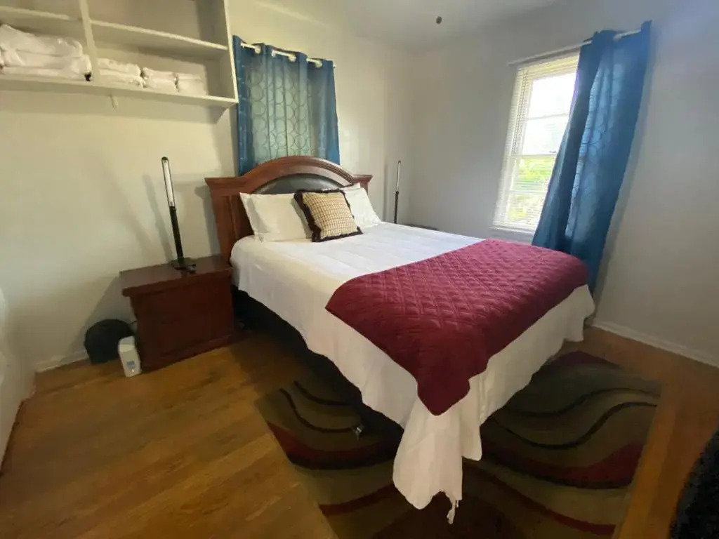 The Cozy Casa near Highway 74