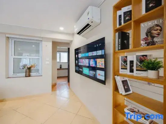 VietHOME - 22 Pho Hue - Apartment 702