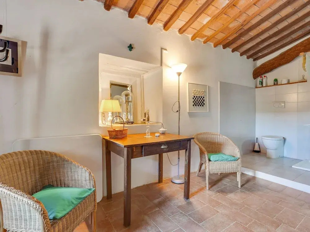 Lovely Holiday Home in Castellina in Chianti With Garden