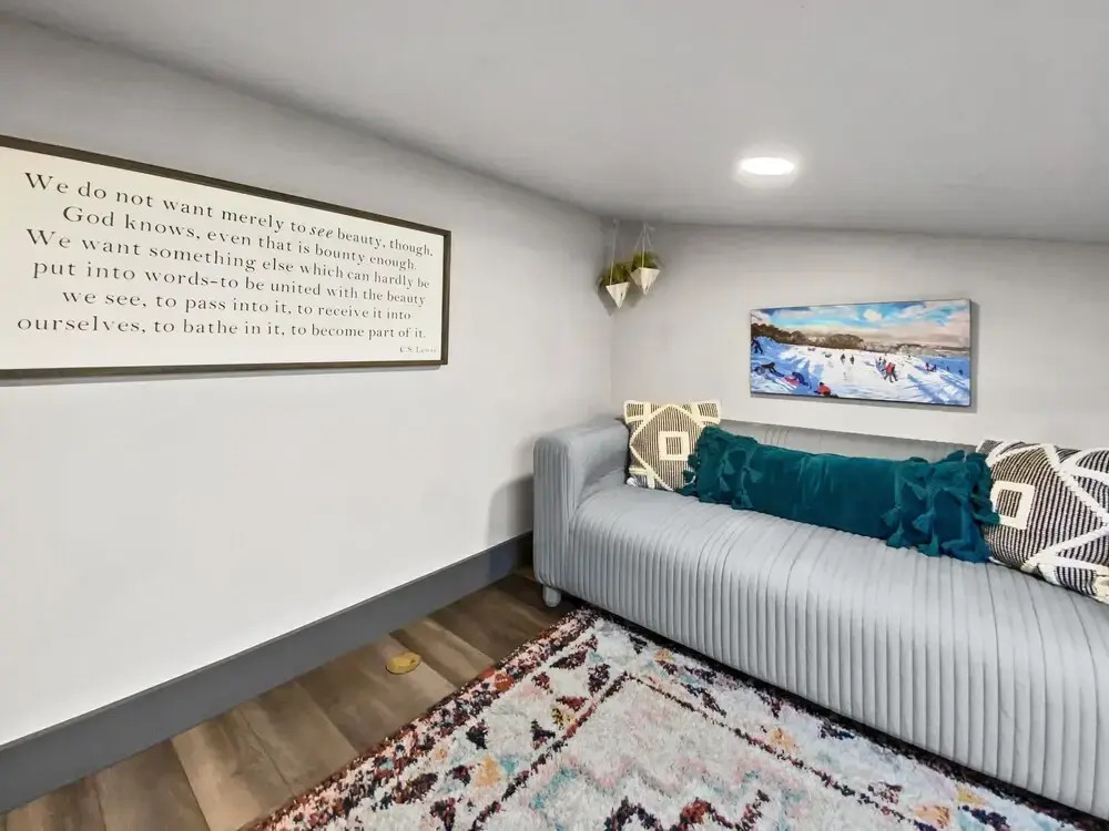 Falcon Condos N4 3 Bedroom Condo by Redawning