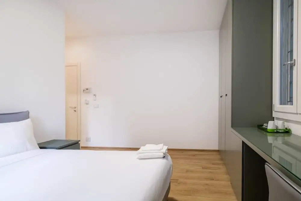 Casa Due Agosto Sleek and Central