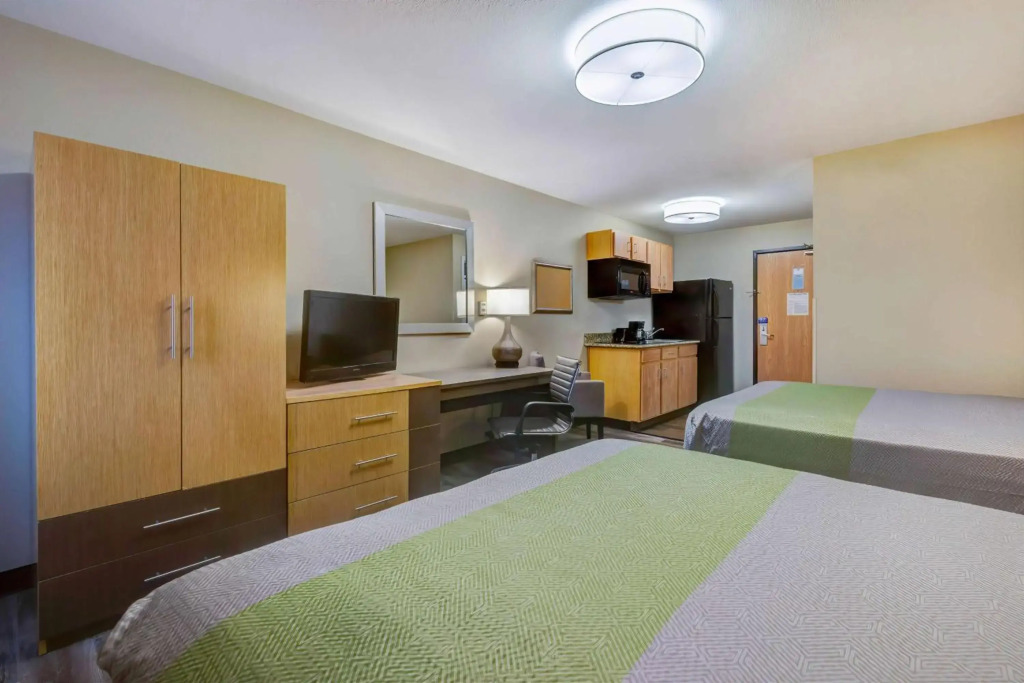 Studio 6 Lenexa - Overland Park