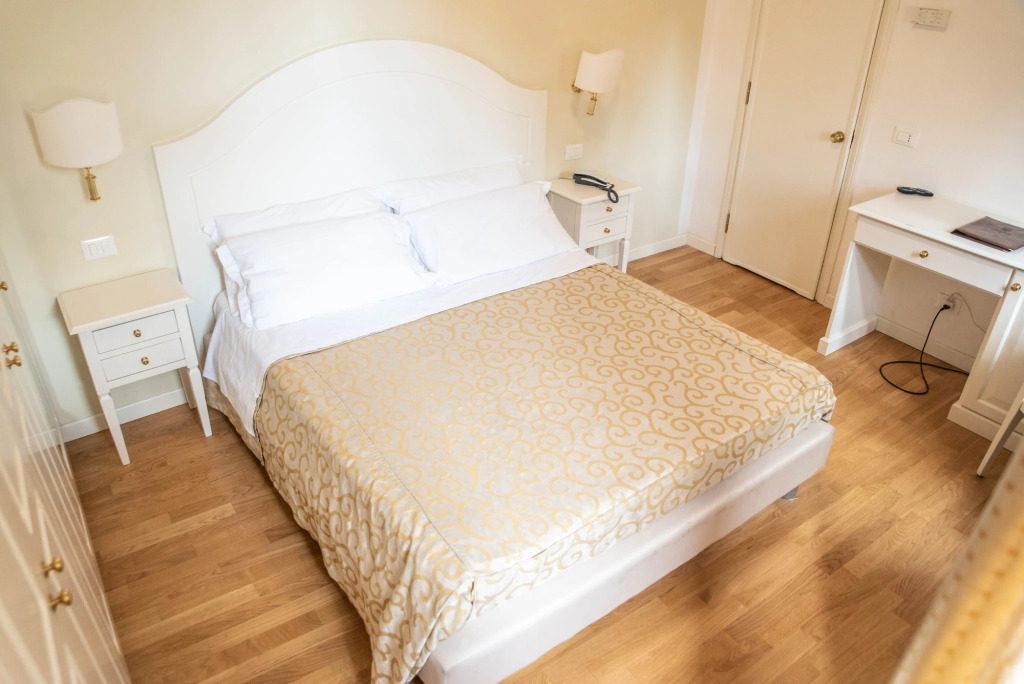 Отель Grand Hotel Duomo