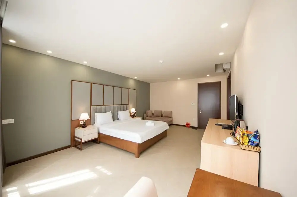 Shinee Hotel