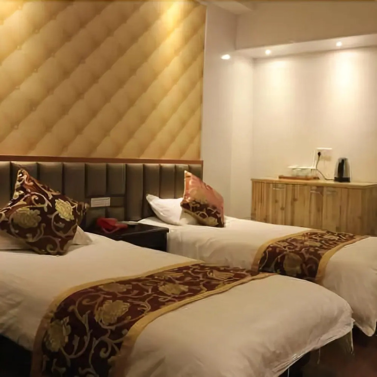 Puti Jingshe Hotel