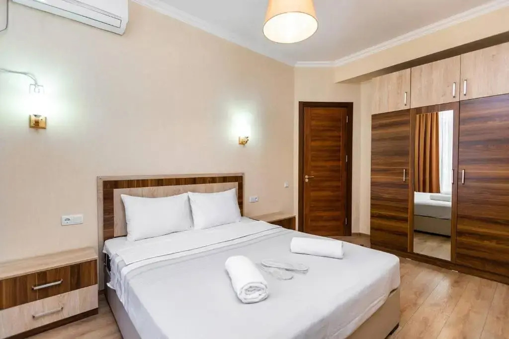 Newly Built Apt. With 1 Bedroom Central Location