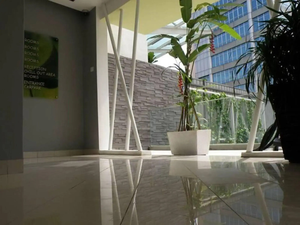 Yan Hotel